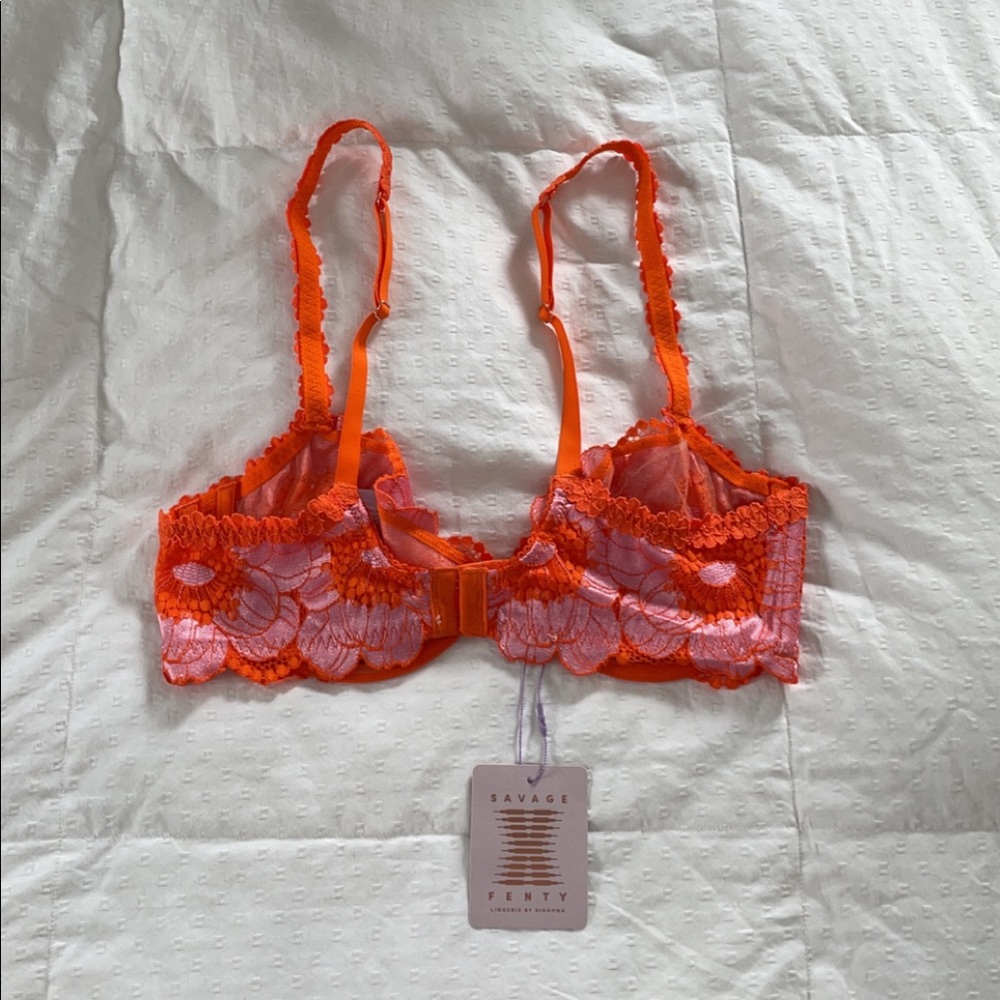 NWT Savage x Fenty Perfect Poppies Unlined Lace Demi Bra - Picture 10 of 15